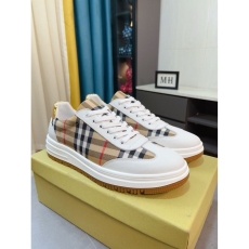 Burberry Low Shoes